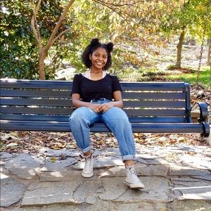 Meet your Posher, Breana